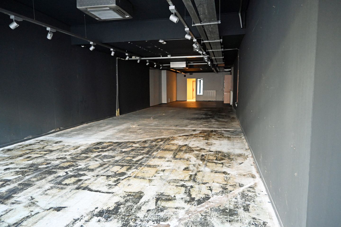 View photo 4 of Dracht 82