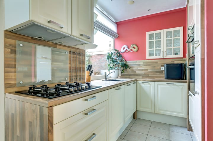 Foto 18 van Bristolroodstraat 14