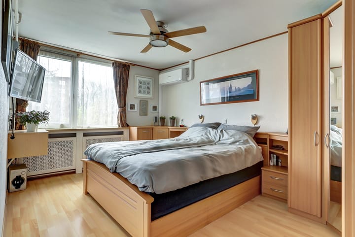 Foto 23 van Bristolroodstraat 14