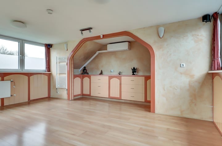 Foto 30 van Bristolroodstraat 14