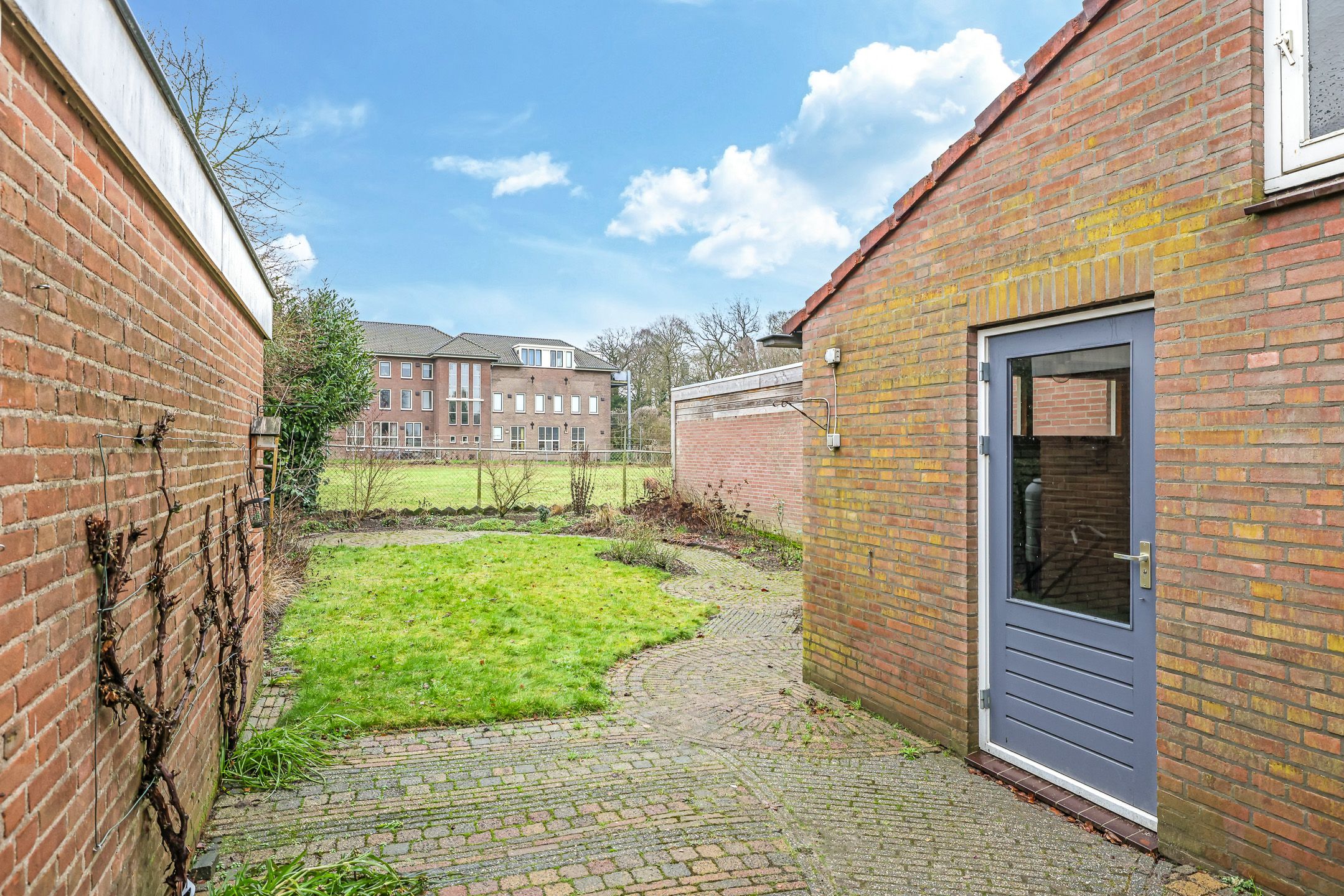 Photo 51 of Hoofdstraat 76