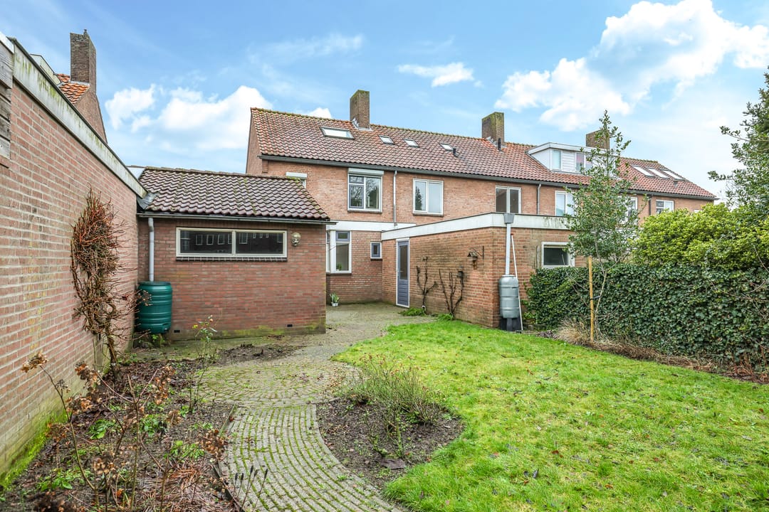 Photo 52 of Hoofdstraat 76