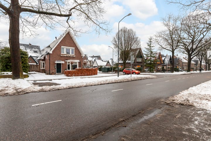 Photo 46 of Jachtlaan 215