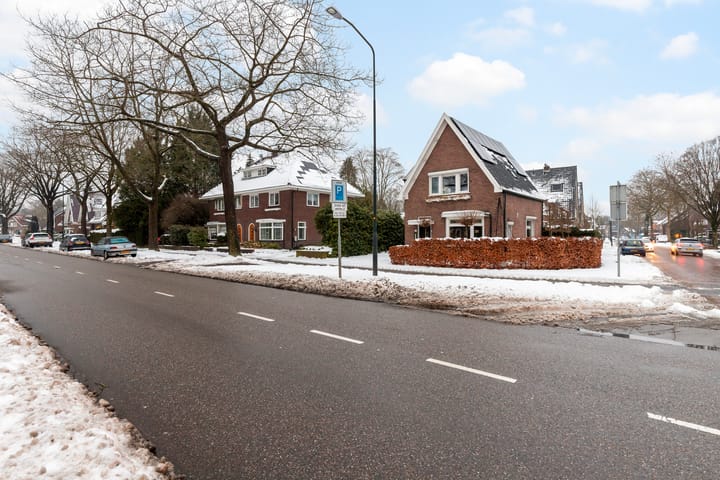 Photo 47 of Jachtlaan 215