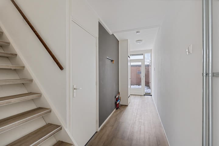 Photo 3 of Laan van de Marel 343