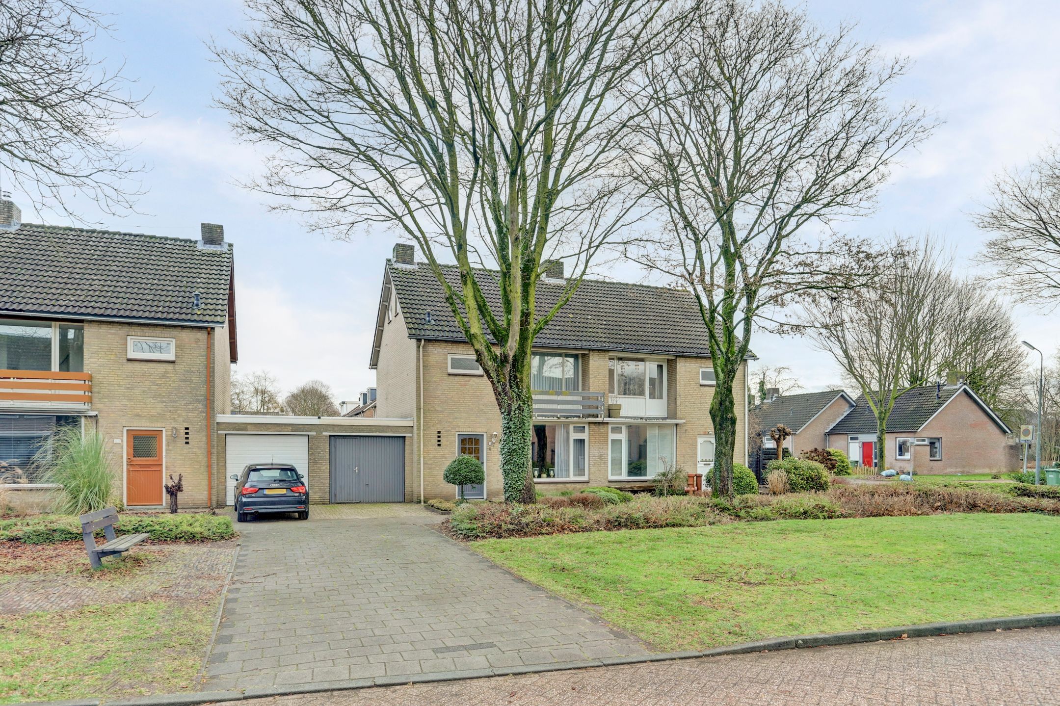 Buying a house in The Netherlands., Emmastraat 4