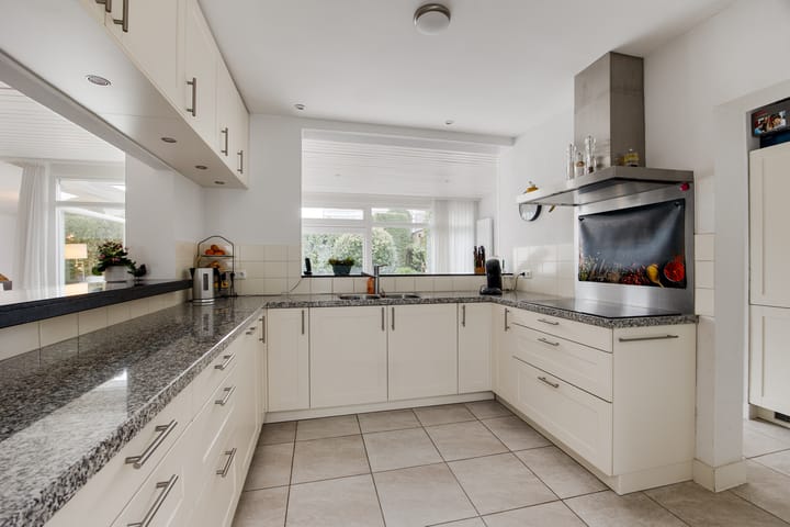 Foto 10 van Broeder Josephlaan 16