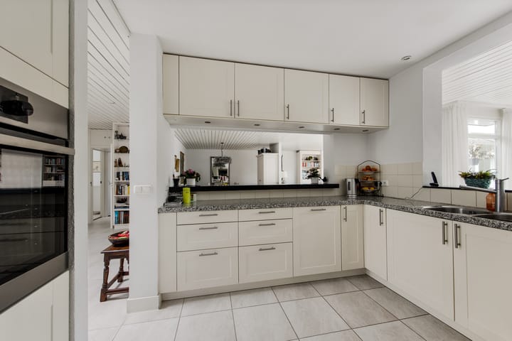 Foto 11 van Broeder Josephlaan 16