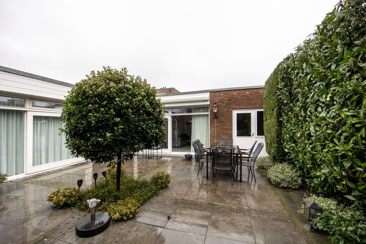 Foto 30 van Broeder Josephlaan 16