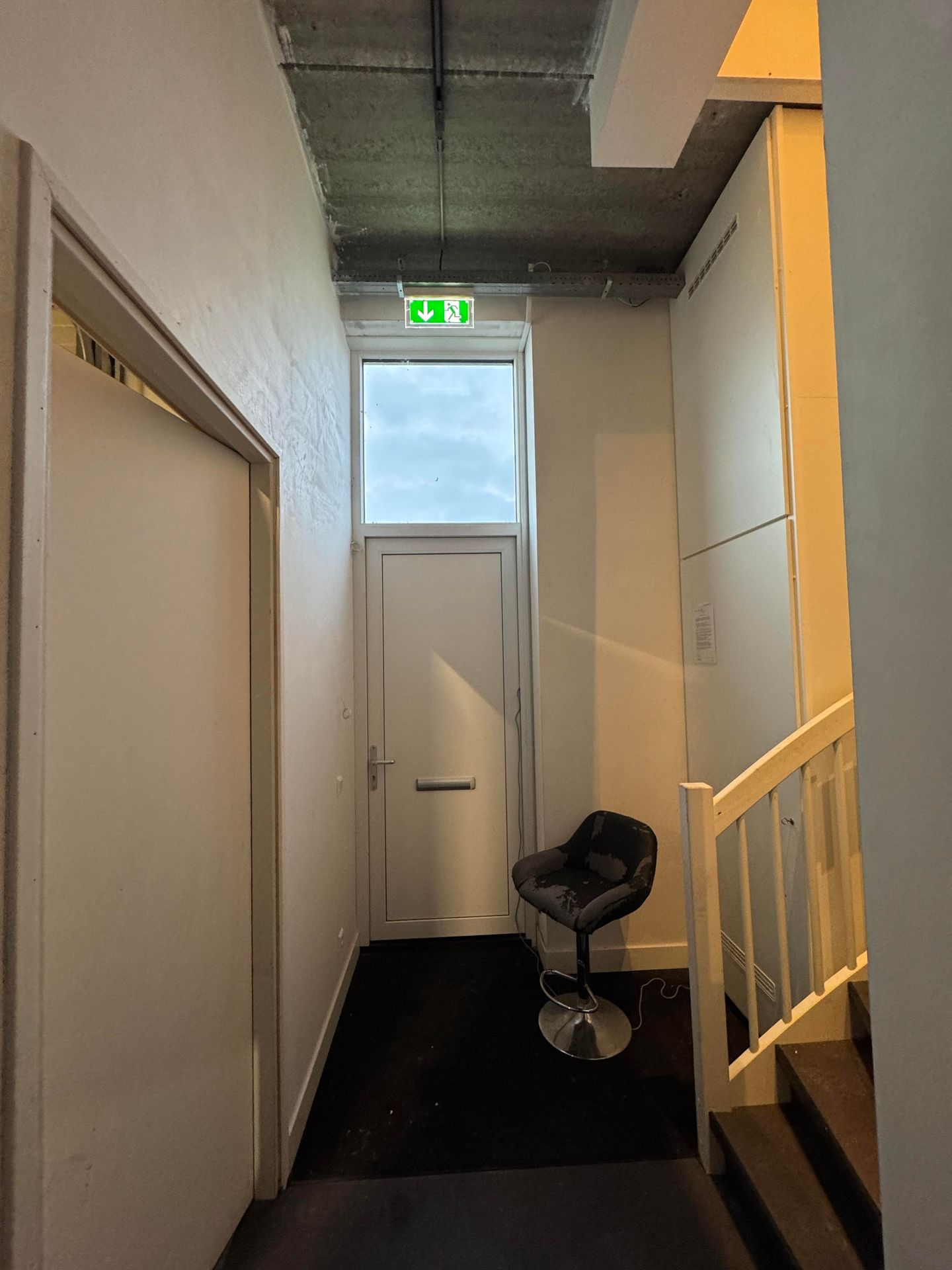 View photo 4 of Lorrie 31