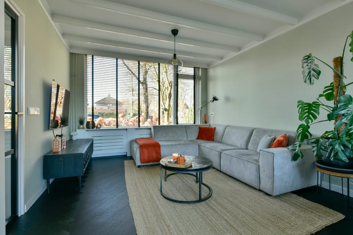 Photo 3 of Aletta Jacobslaan 92