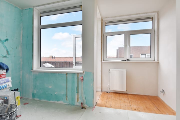 Photo 11 of Zuiderparklaan 59