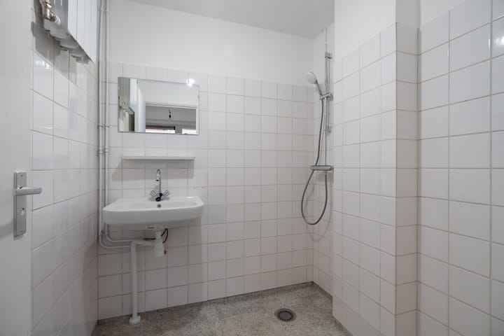 Foto 12 van Van Tuyll van Serooskerkenweg 38-2