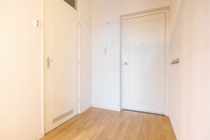 Photo 4 of Bachstraat 70