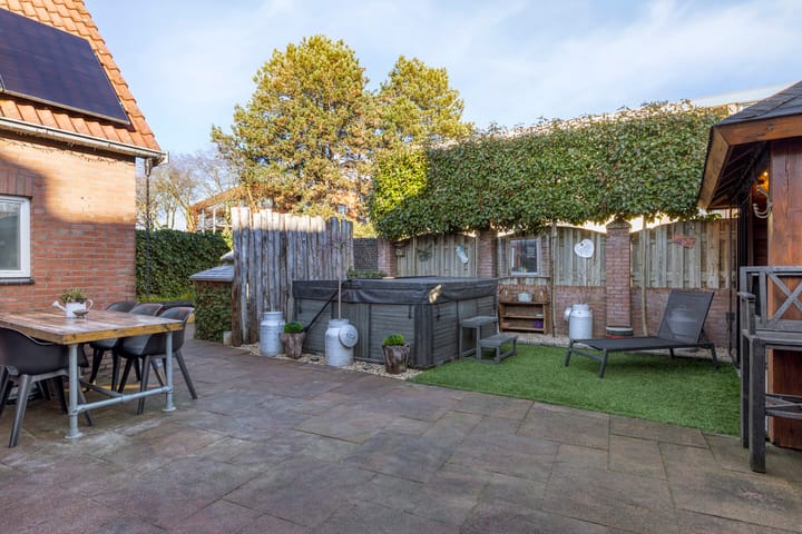 Foto 28 van Jan Th. Tooroplaan 52