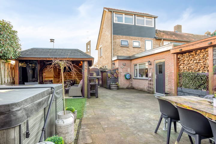 Foto 32 van Jan Th. Tooroplaan 52