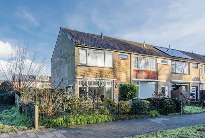 Photo 2 of Dibbetzplantsoen 50