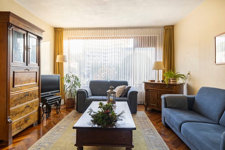 Photo 3 of Enkstein 26