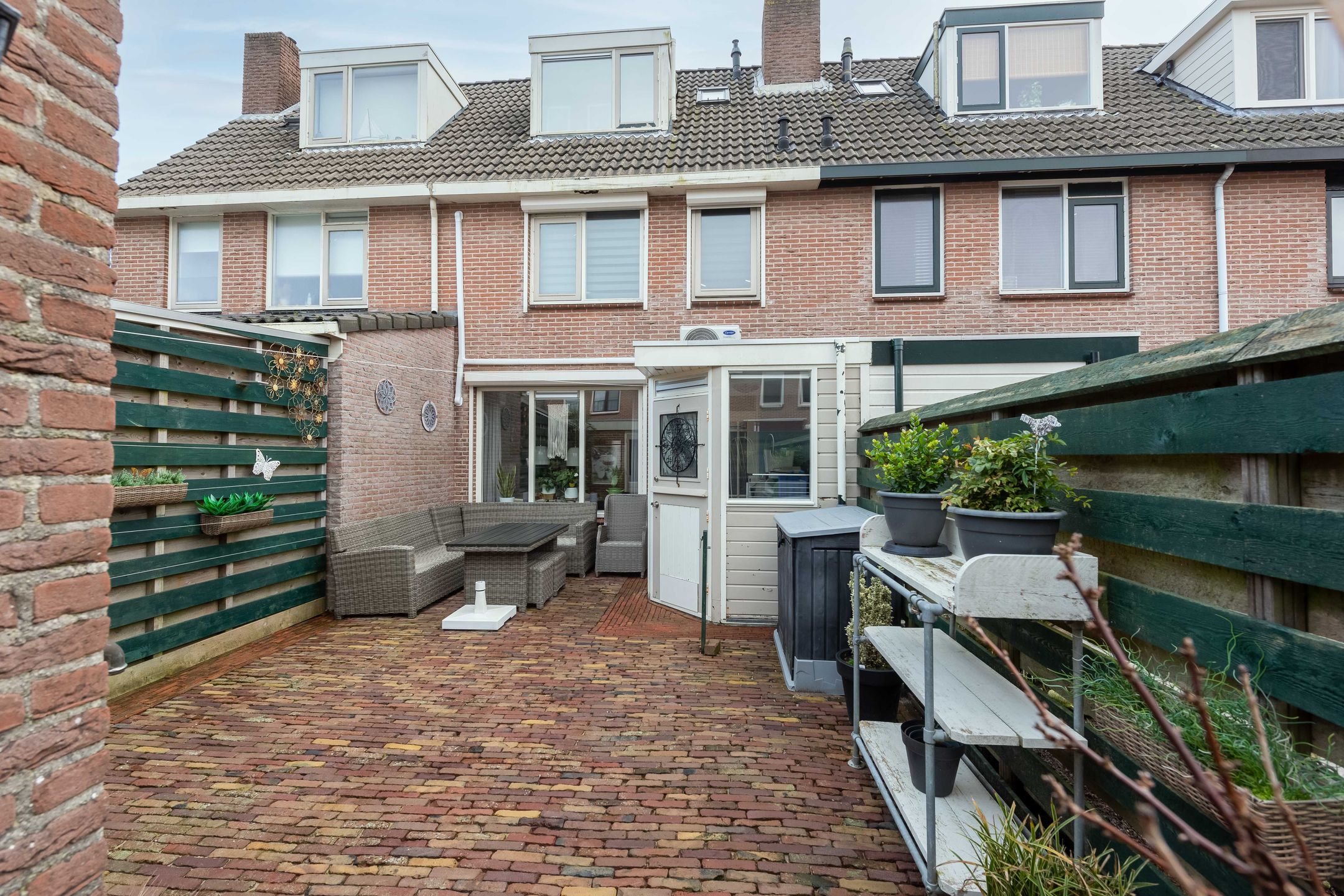 Photo 36 of Burg. Warnerslaan 17