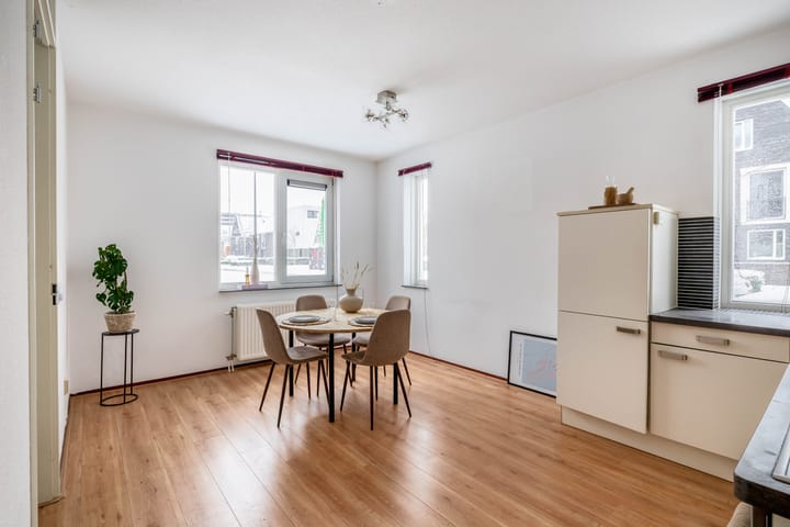 Foto 8 van Emanzana 3