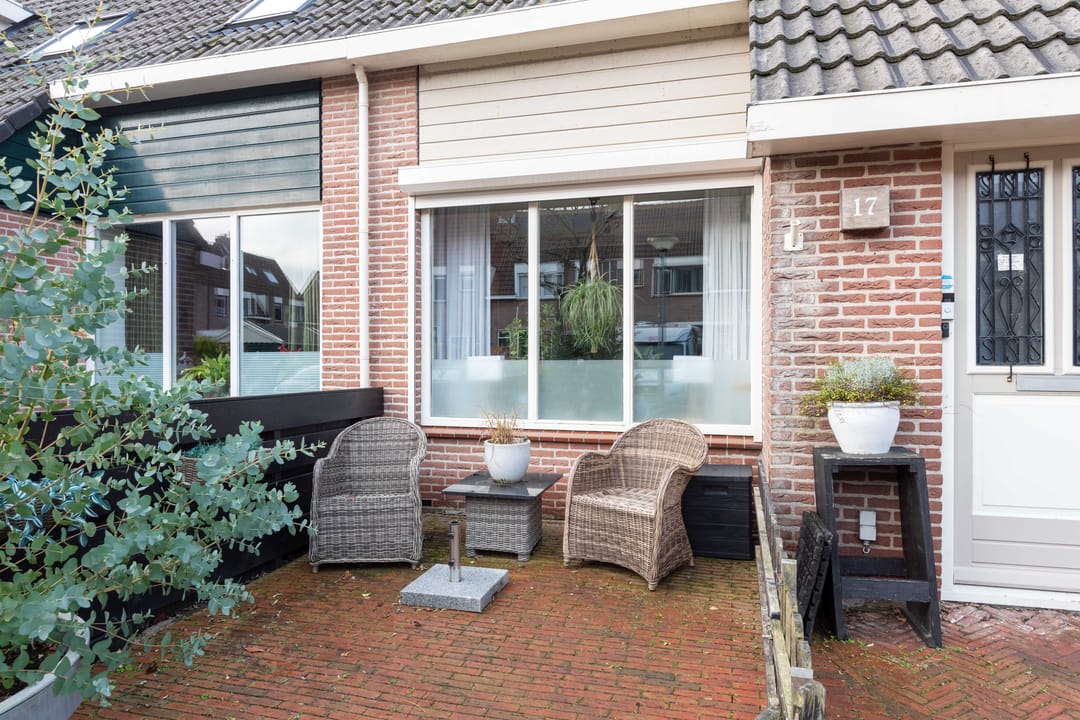 Photo 41 of Burg. Warnerslaan 17