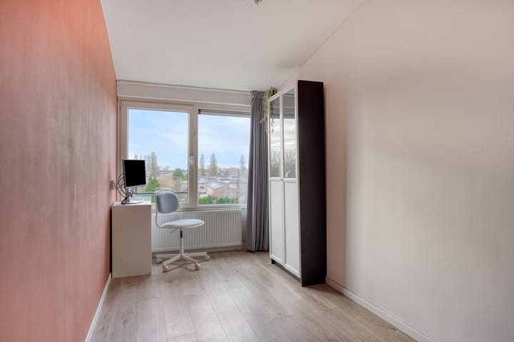 Foto 32 van De Houtmanstraat 68