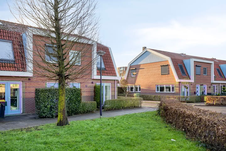 Foto 8 van Neeltje Lokerseland 14