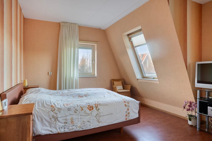 Foto 30 van Neeltje Lokerseland 14