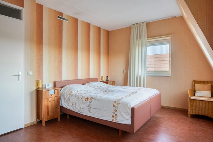 Foto 31 van Neeltje Lokerseland 14