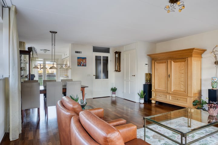 Foto 18 van Neeltje Lokerseland 14