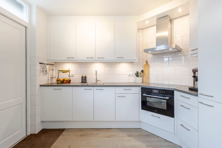 Foto 12 van van Brederodestraat 79