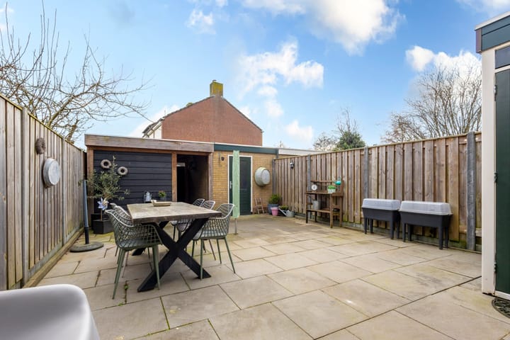 Foto 33 van van Brederodestraat 79