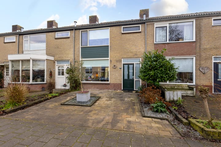 Foto 36 van van Brederodestraat 79