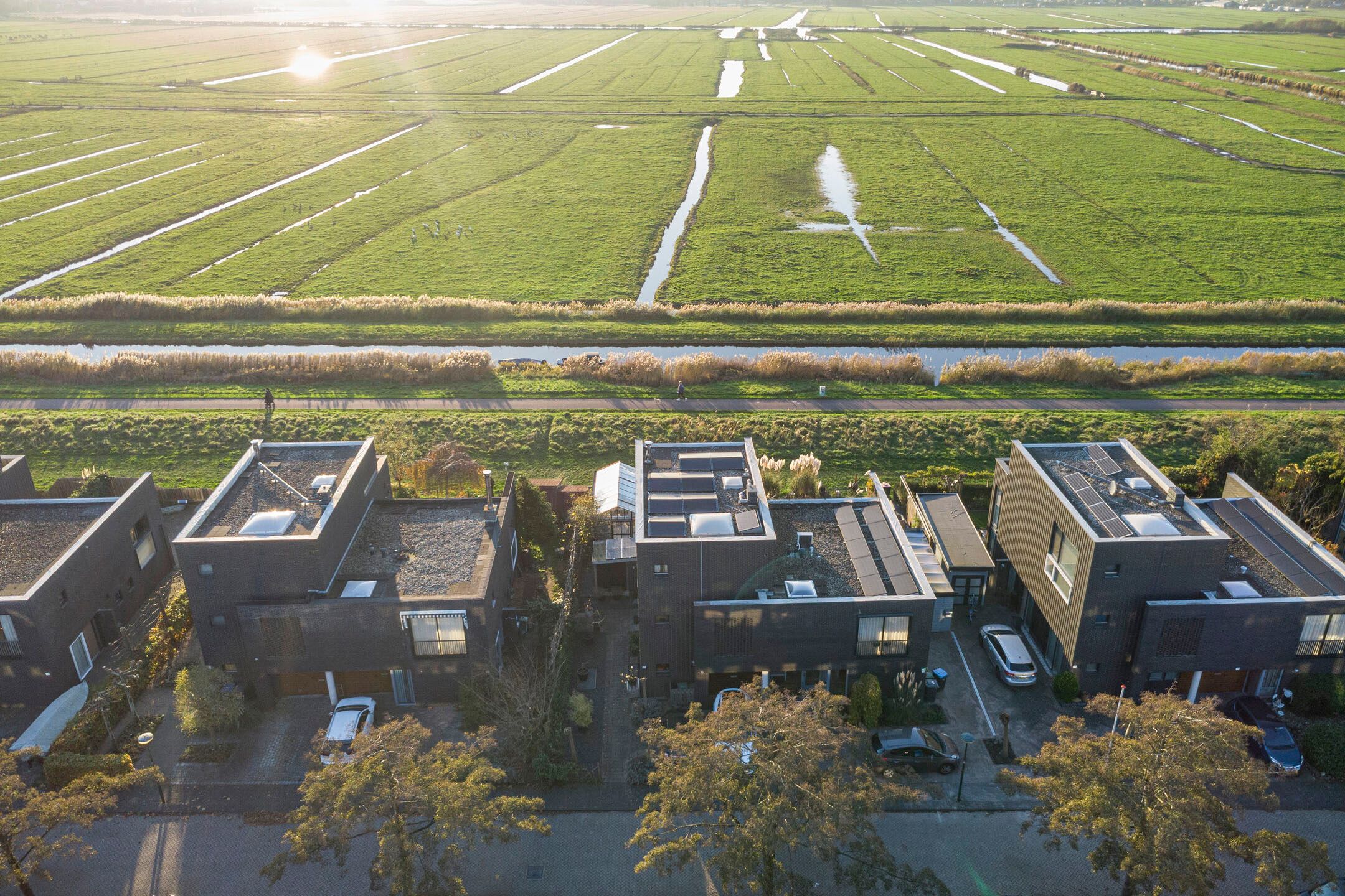 Buying a house in The Netherlands., Cantate 29