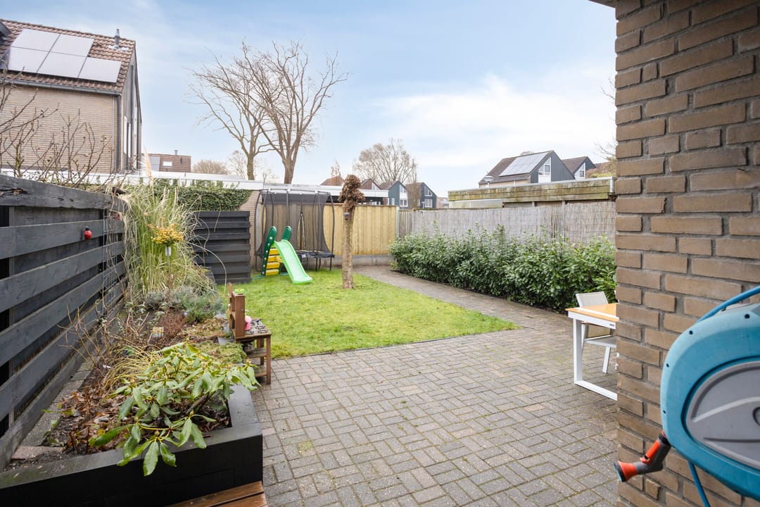 Photo 32 of Carel Fabritiusstraat 32