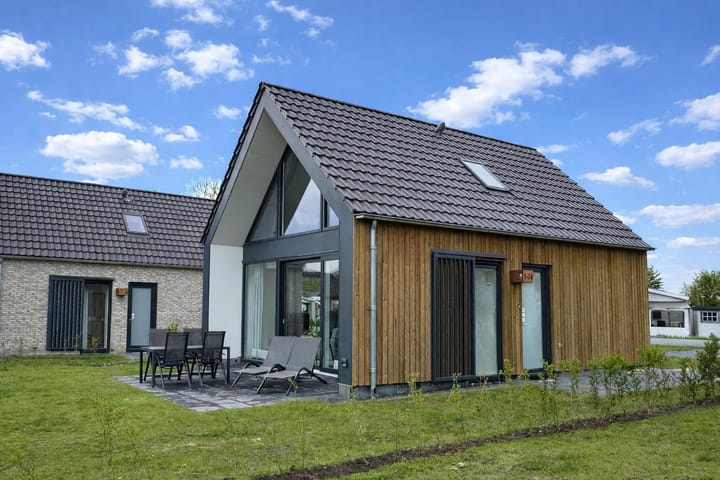 Foto 2 van Duinigermeerweg 1-R38