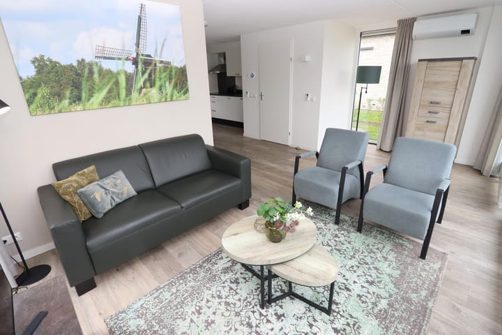 Foto 4 van Duinigermeerweg 1-R38