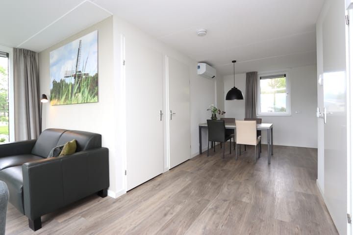 Foto 7 van Duinigermeerweg 1-R38