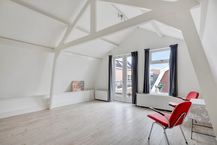 Foto 16 van Prins Hendrikstraat 130-A