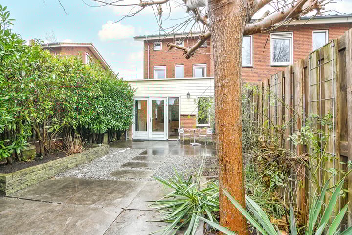 Photo 21 of Sarabande 110