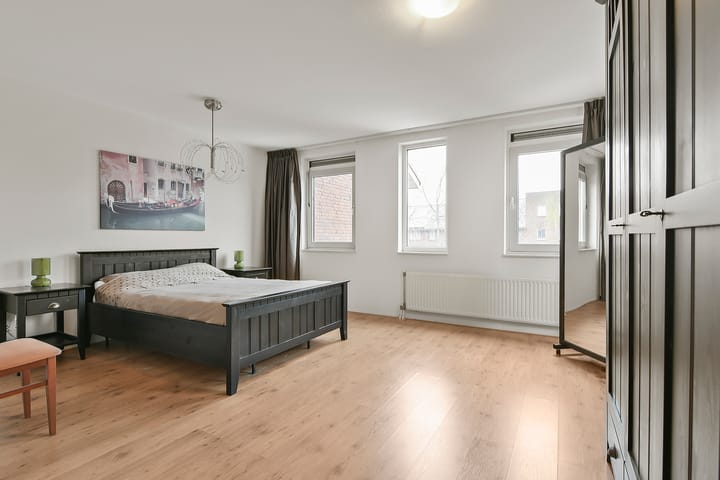 Photo 23 of Sarabande 110