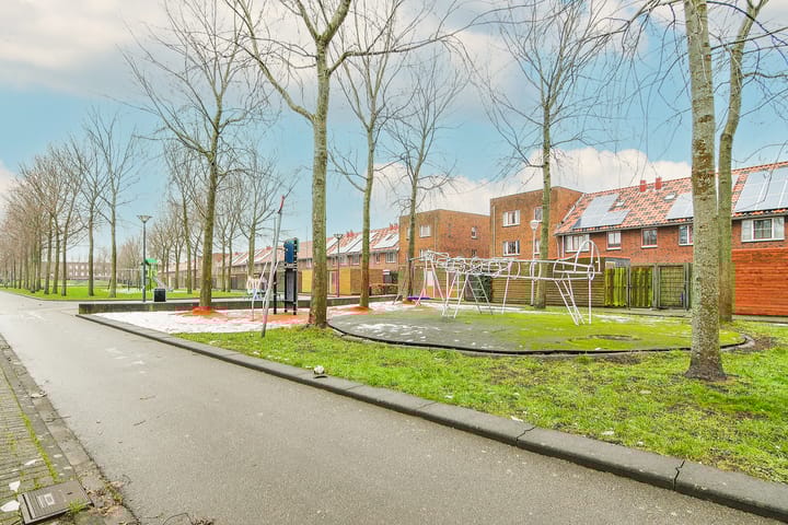 Photo 35 of Sarabande 110