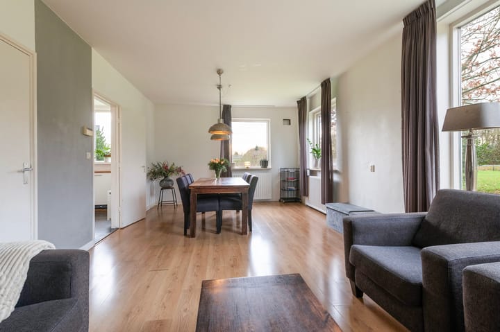 Foto 15 van Vriezenveenseweg 60-C