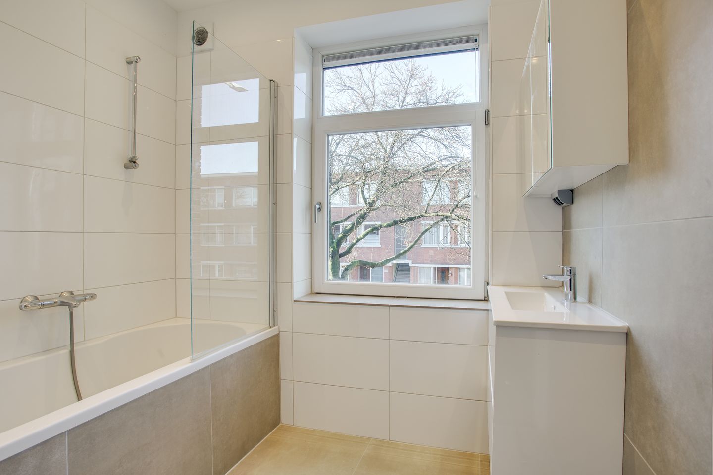 Foto 4 van Driebergenstraat 76