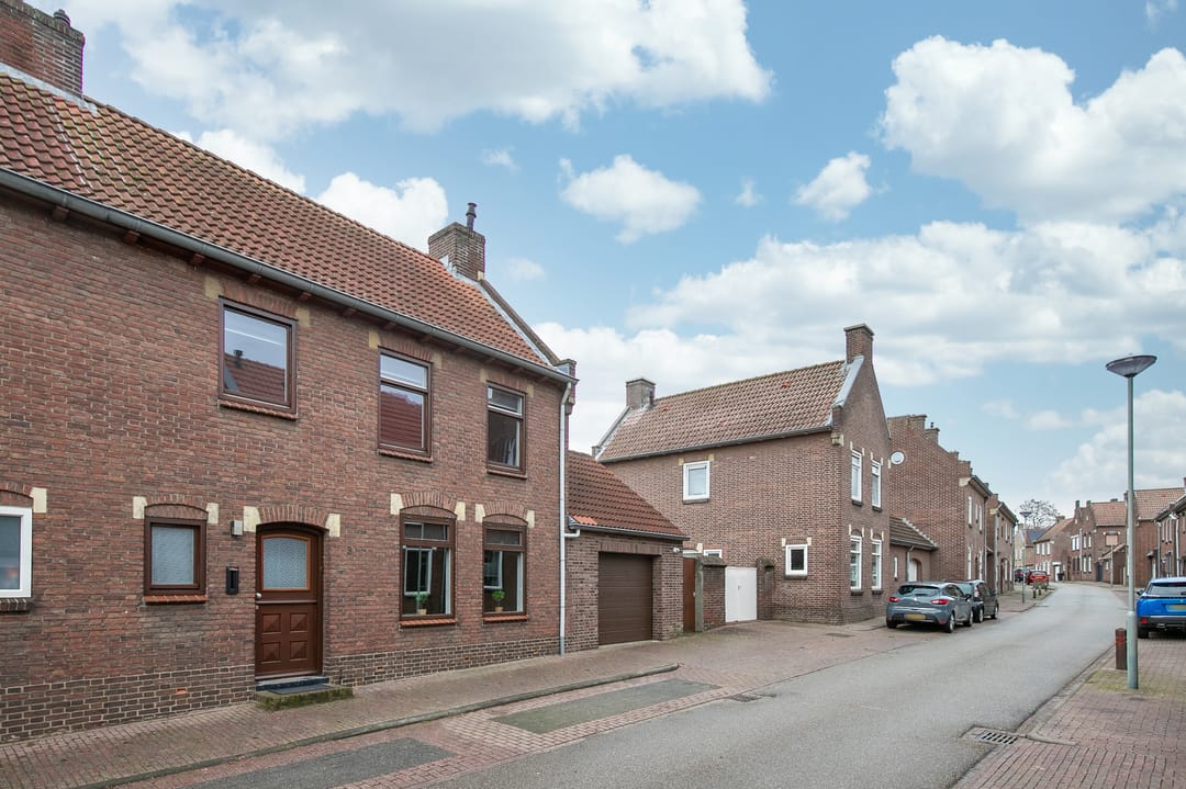 Foto 31 van Kapelaan Hermkensstraat 3