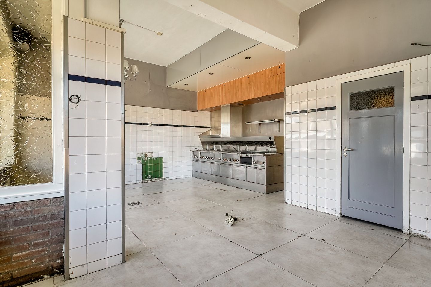 Bekijk foto 2 van Tulpstraat 15