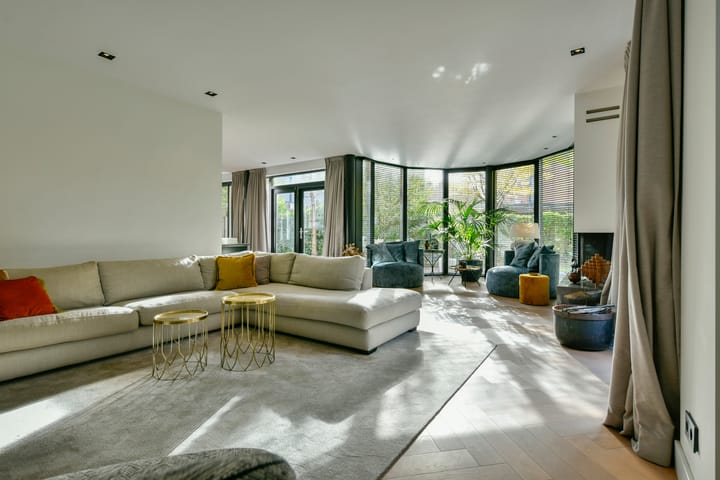 Photo 17 of Groenling 22