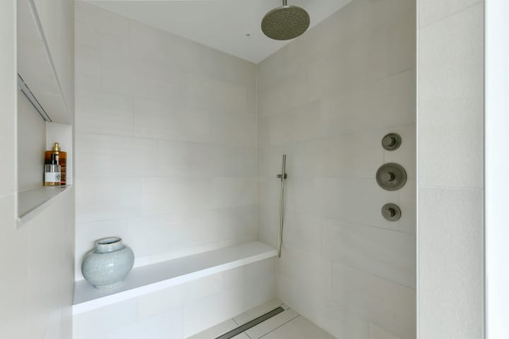 Photo 36 of Groenling 22