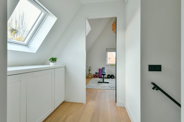 Photo 41 of Groenling 22