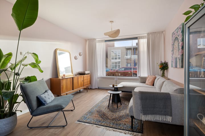 Photo 2 of Dommelstraat 8